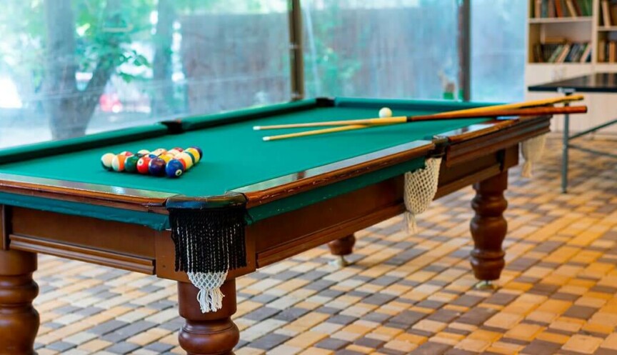 Бильярдный зал